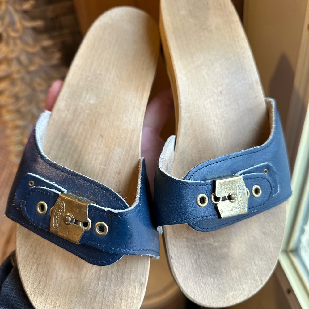 Dr. Scholl’s-Wood Exercise Sandals Navy Blue Wooden Sandals with Gold Buckle